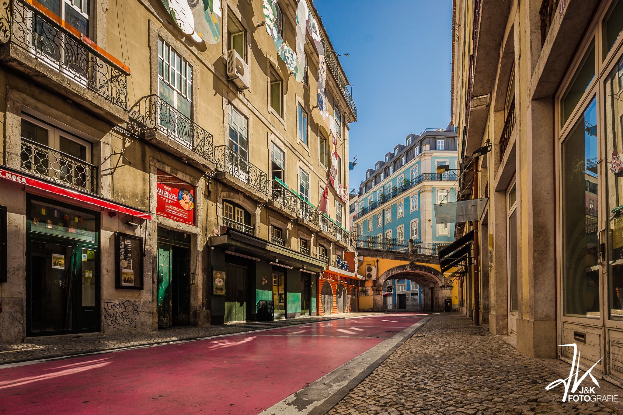 Rua Nova do Carvalho, Lisboa, Portugal