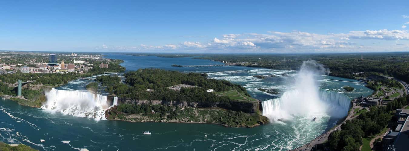 Skylon Tower (Niagara Falls view)
