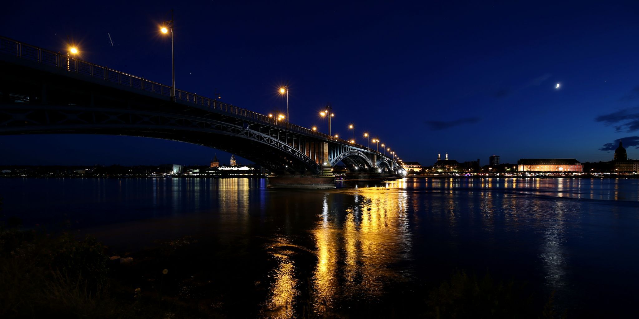 Theodor Heuss Bridge, Mainz, Germany