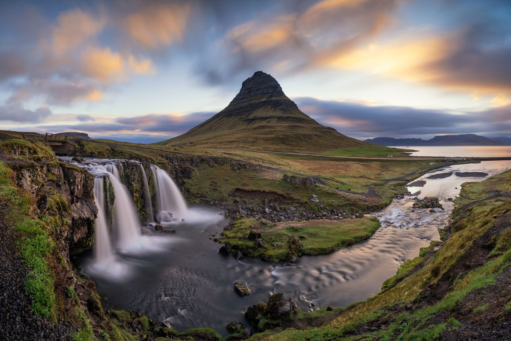 Kirkjufell Waterfall, Iceland