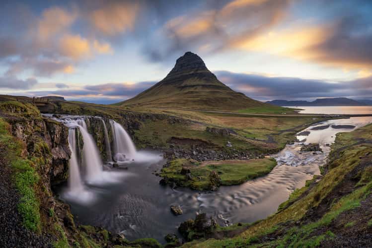 Kirkjufell Waterfall with Kirkjufell