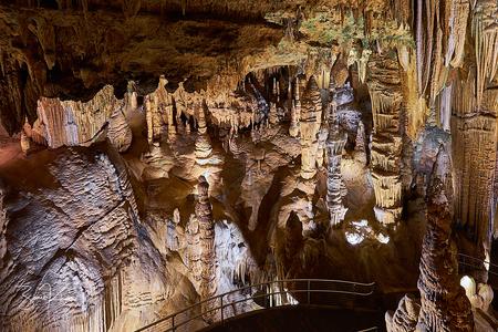 Luray Underground Caverns