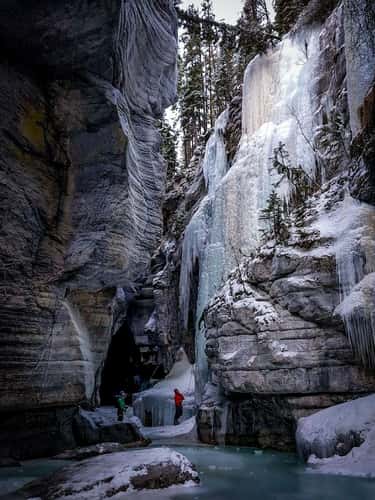 Maligne Canyon