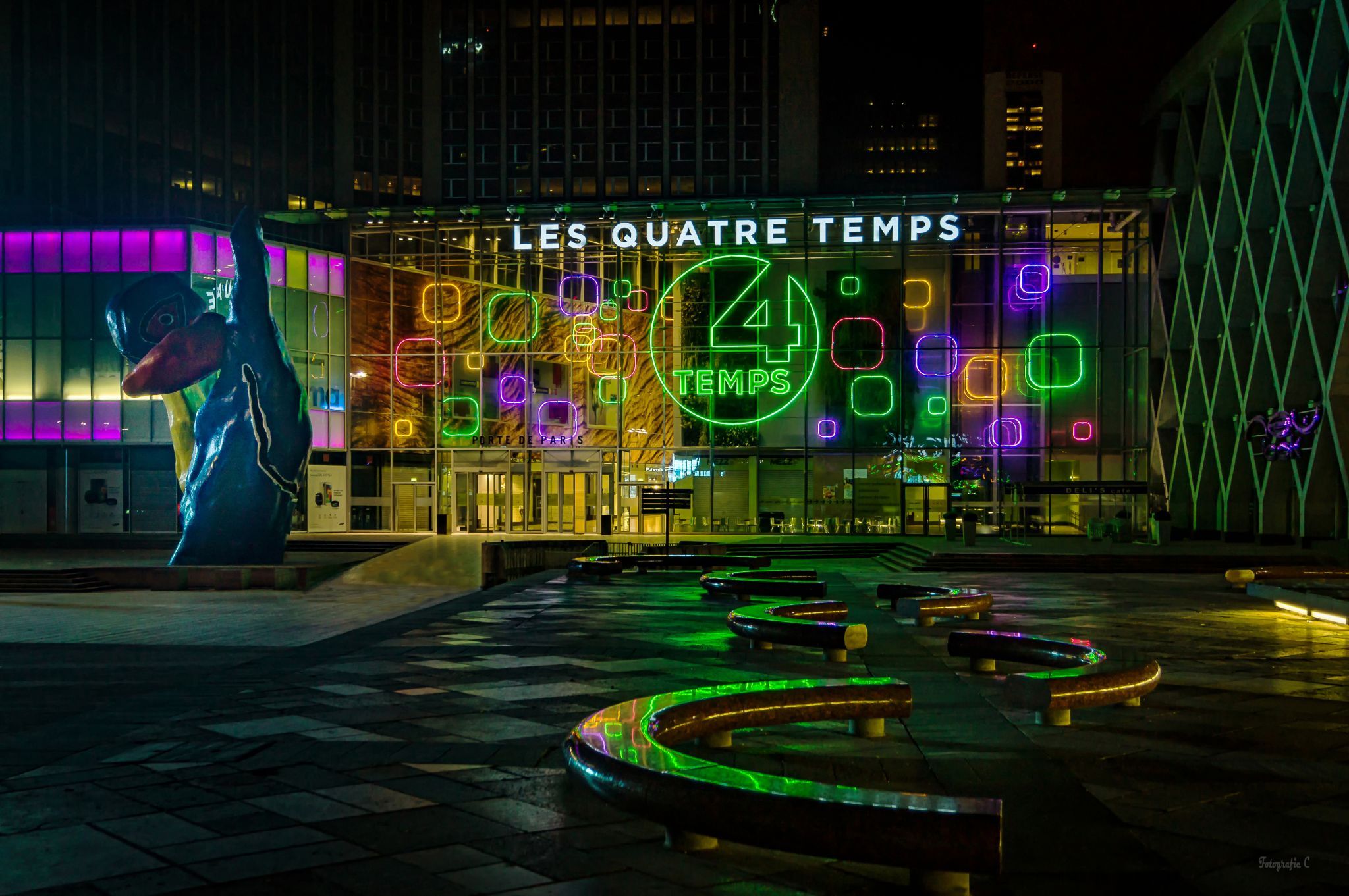 La Défense Plaza, Paris, France