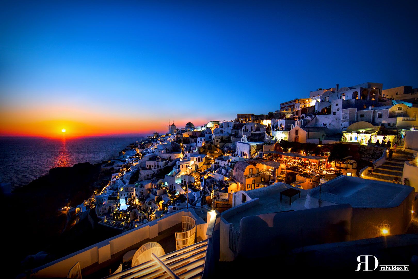 Oia, Santorini, Greece