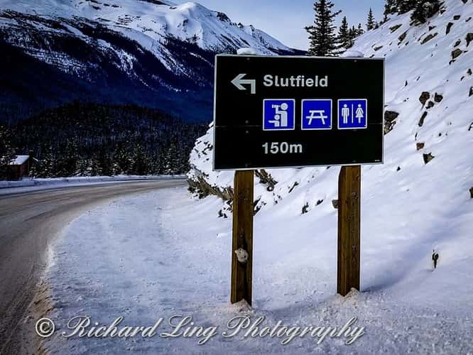 Slutfield Sign