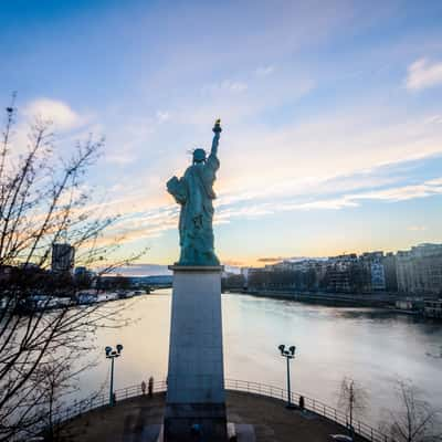 Statue de la Liberté, Paris, France