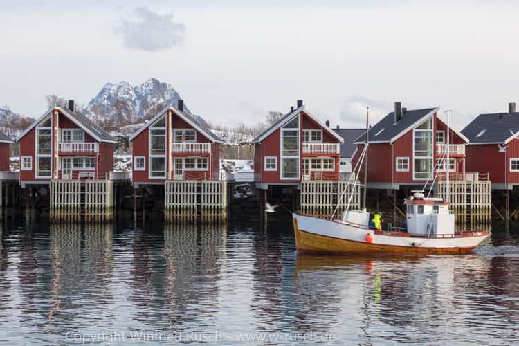 Harbor Svolvær