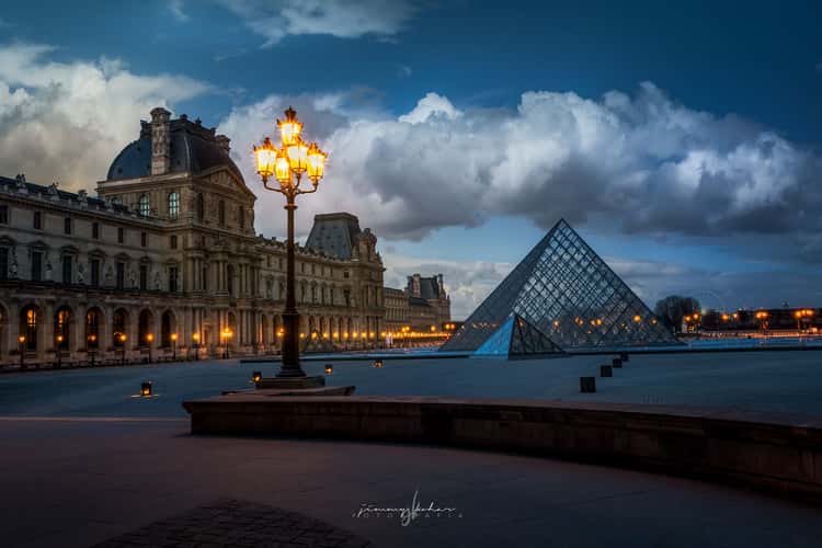 The Louvre Lamps, Paris