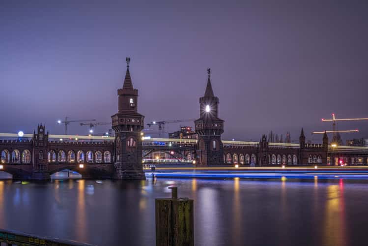 Oberbaumbrücke, Universal Studios, Berlin