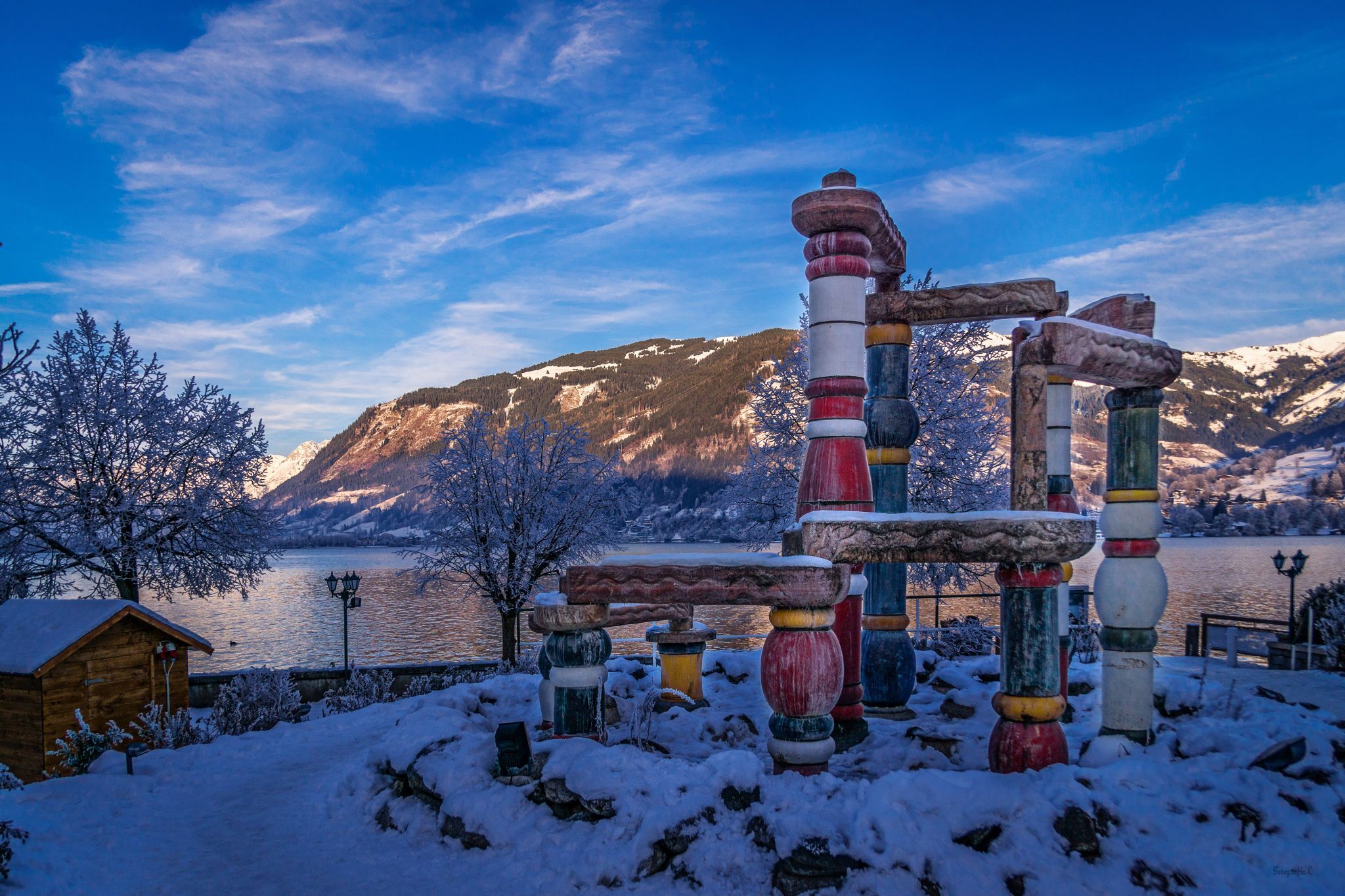 Österreichbrunnen, Zell am See, Austria