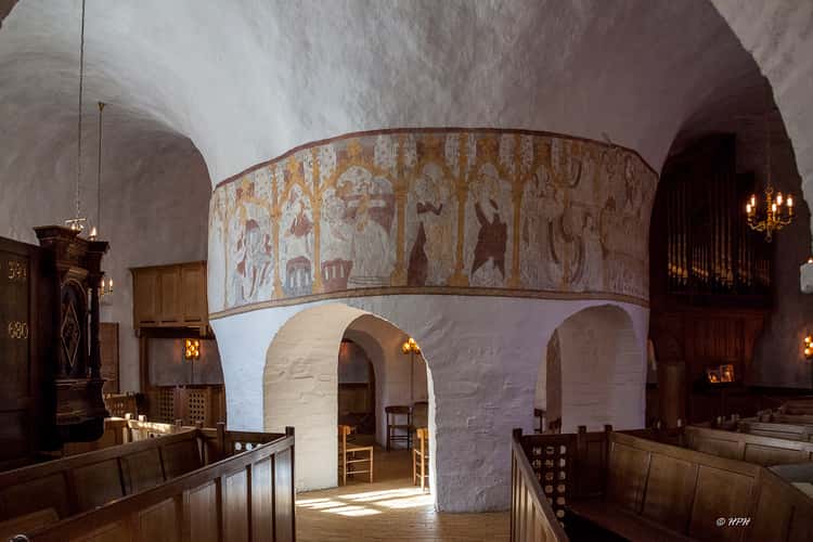 Østerlars Church