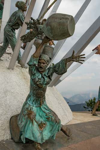 Parque Nacional del Chicamocha - Peasants' Revolt Monument