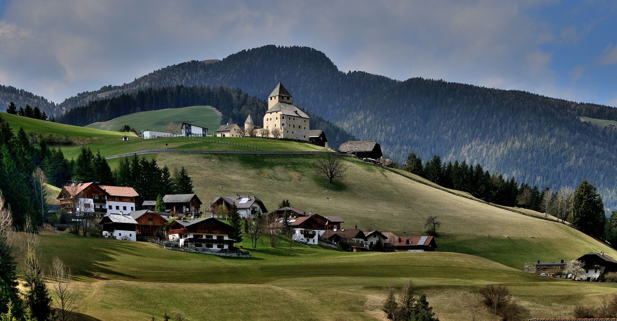 San Martino in Badia - Ćiastel de Tor, Italy
