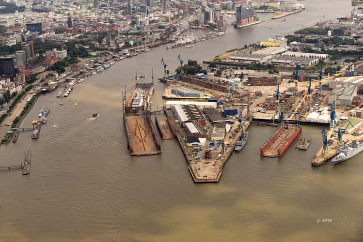 Aerial view of the Elbe river in Hamburg
