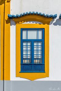 Blue &Yellow Window House