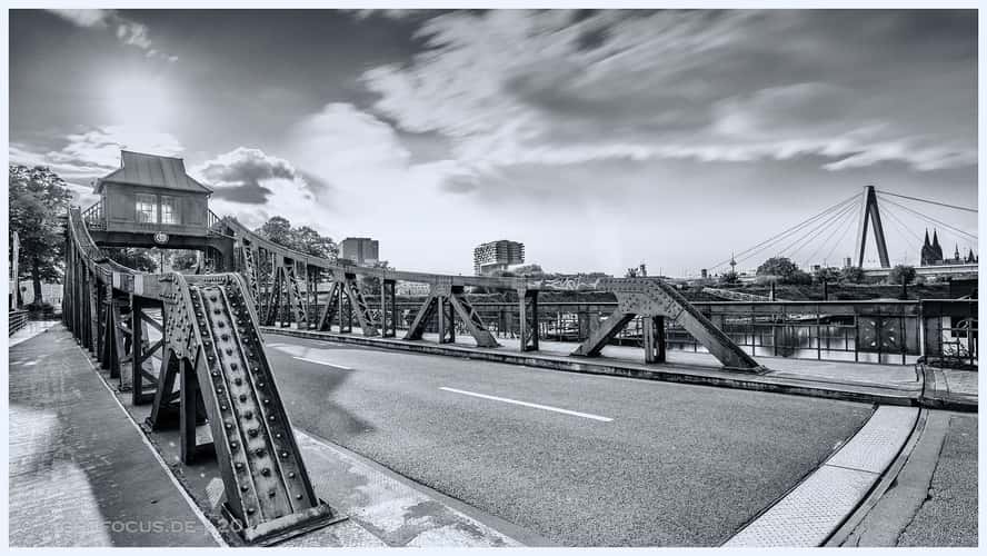 Drehbrücke Deutz / Poll