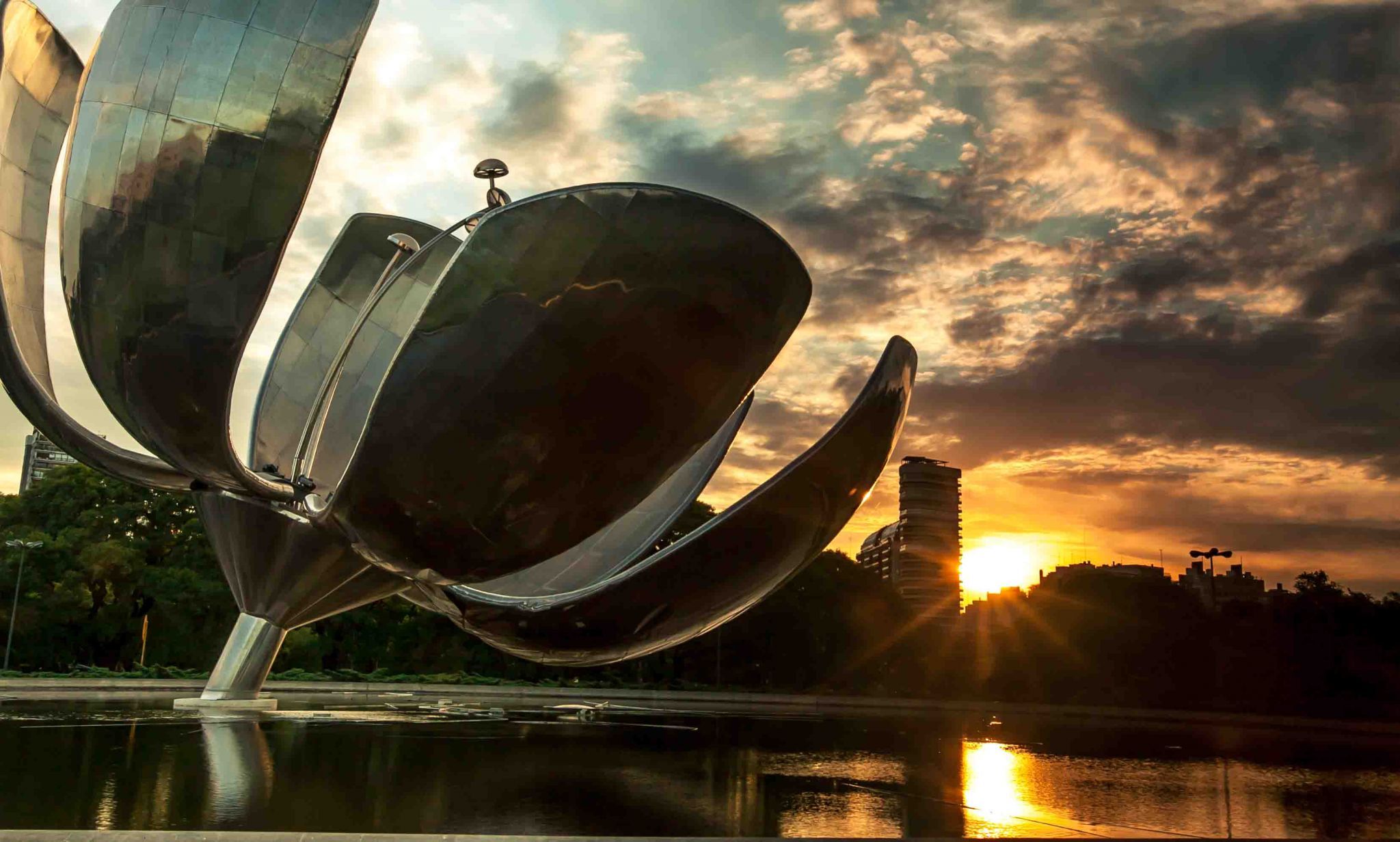 Floralis Generica Buenos Aires, Argentina