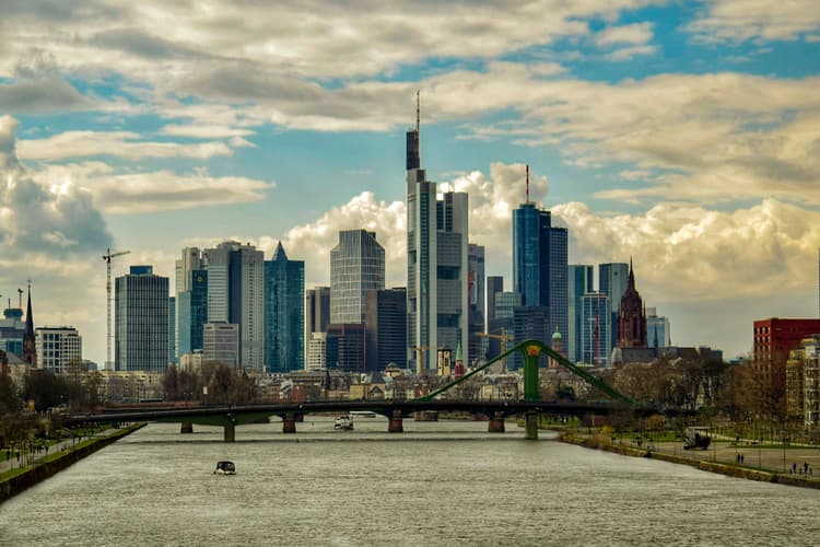 View from “Deutschherrenbridge“, Frankfurt am Main