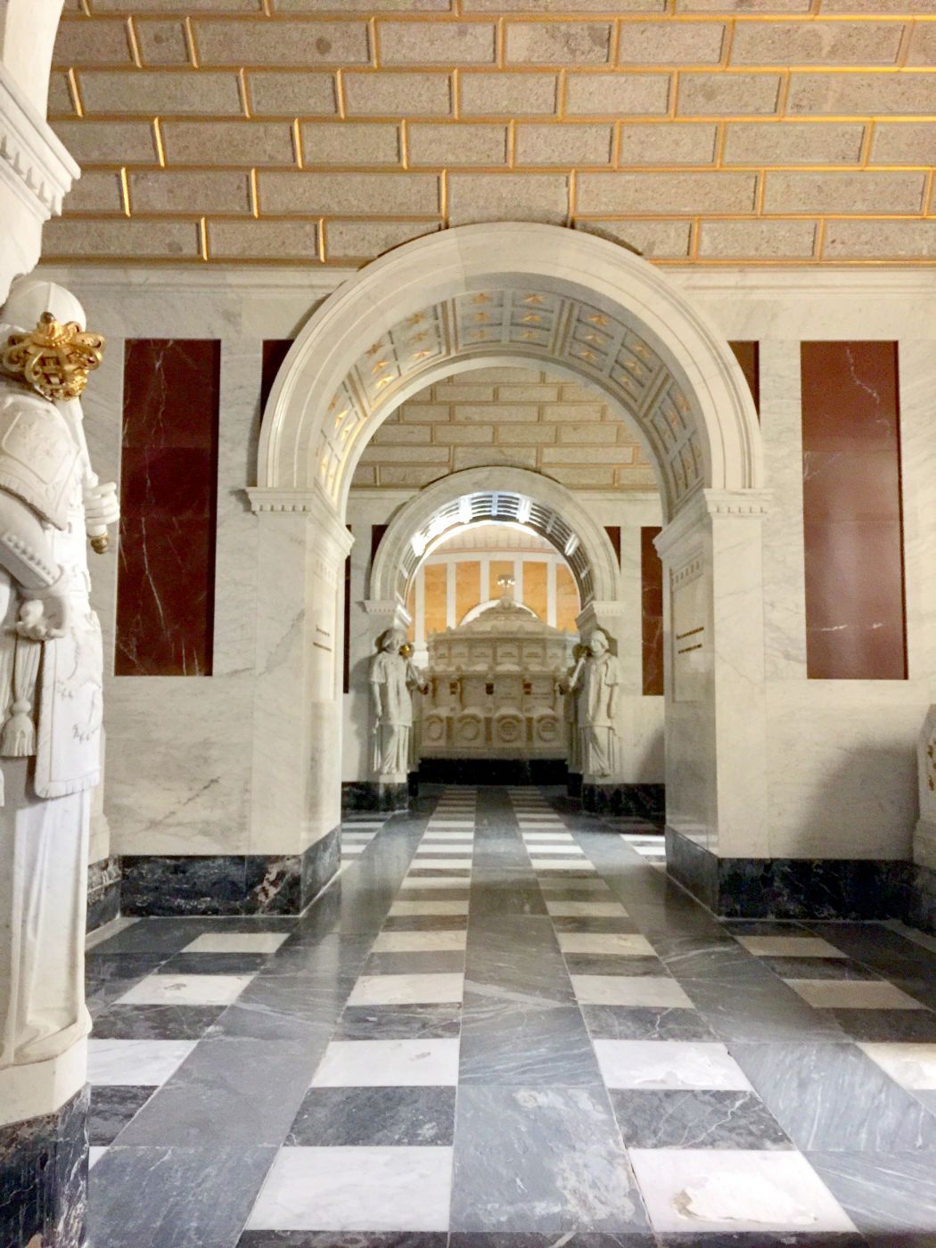 Interior of Basílica Monasterio San Lorenzo Escorial, Spain