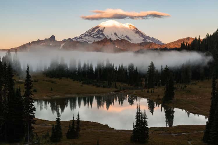 Lower Tipsoo Lake from Road