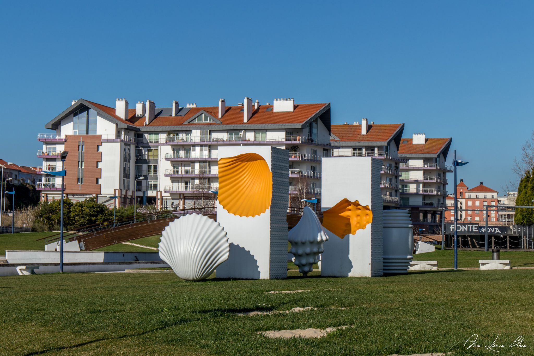 Monumento Ovo Mole, Portugal