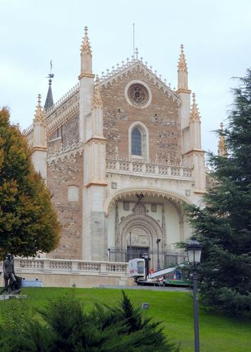 San Jerónimo from entry to Museo Nacional del Prado