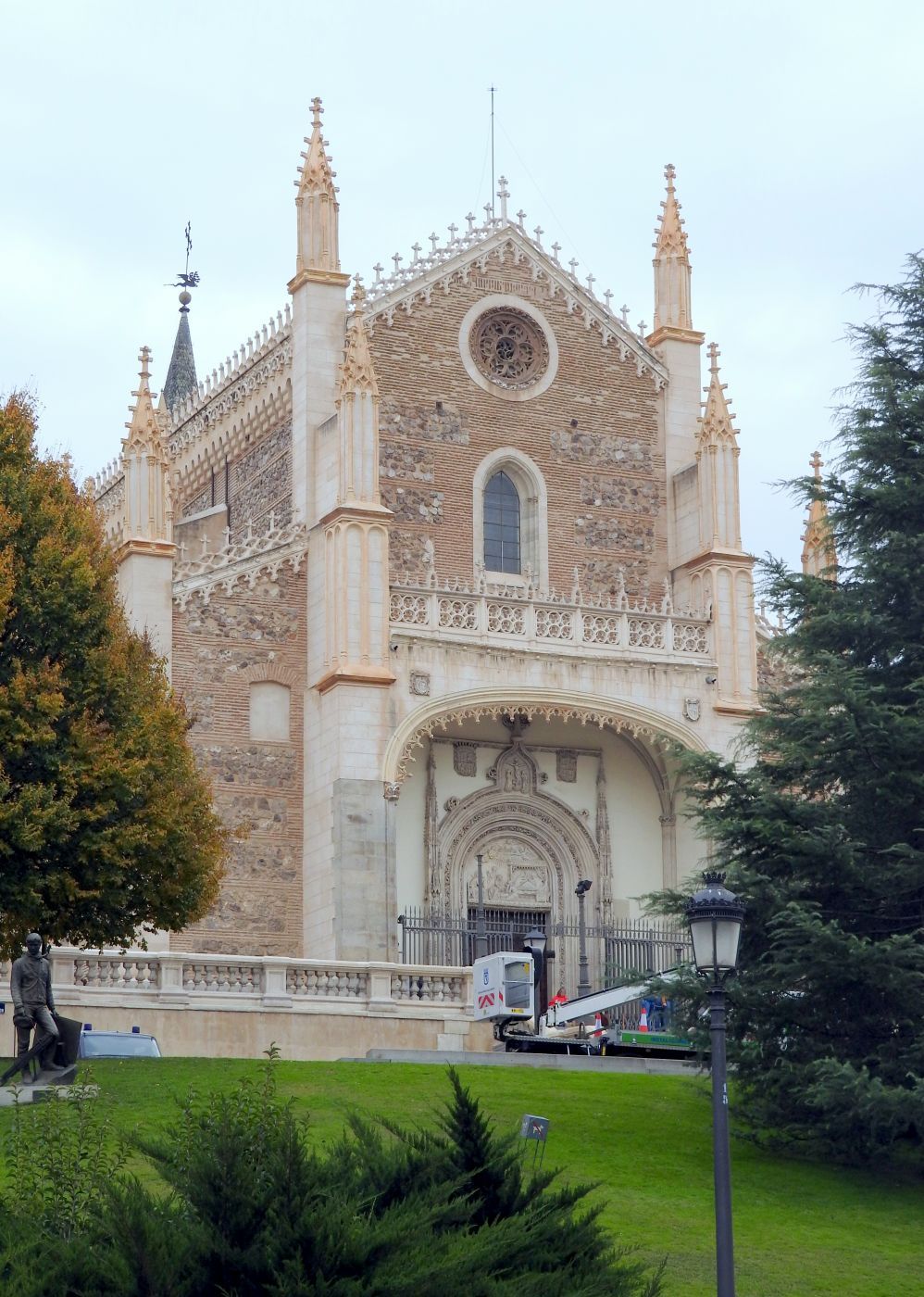 San Jerónimo from entry to Museo Nacional del Prado, Spain