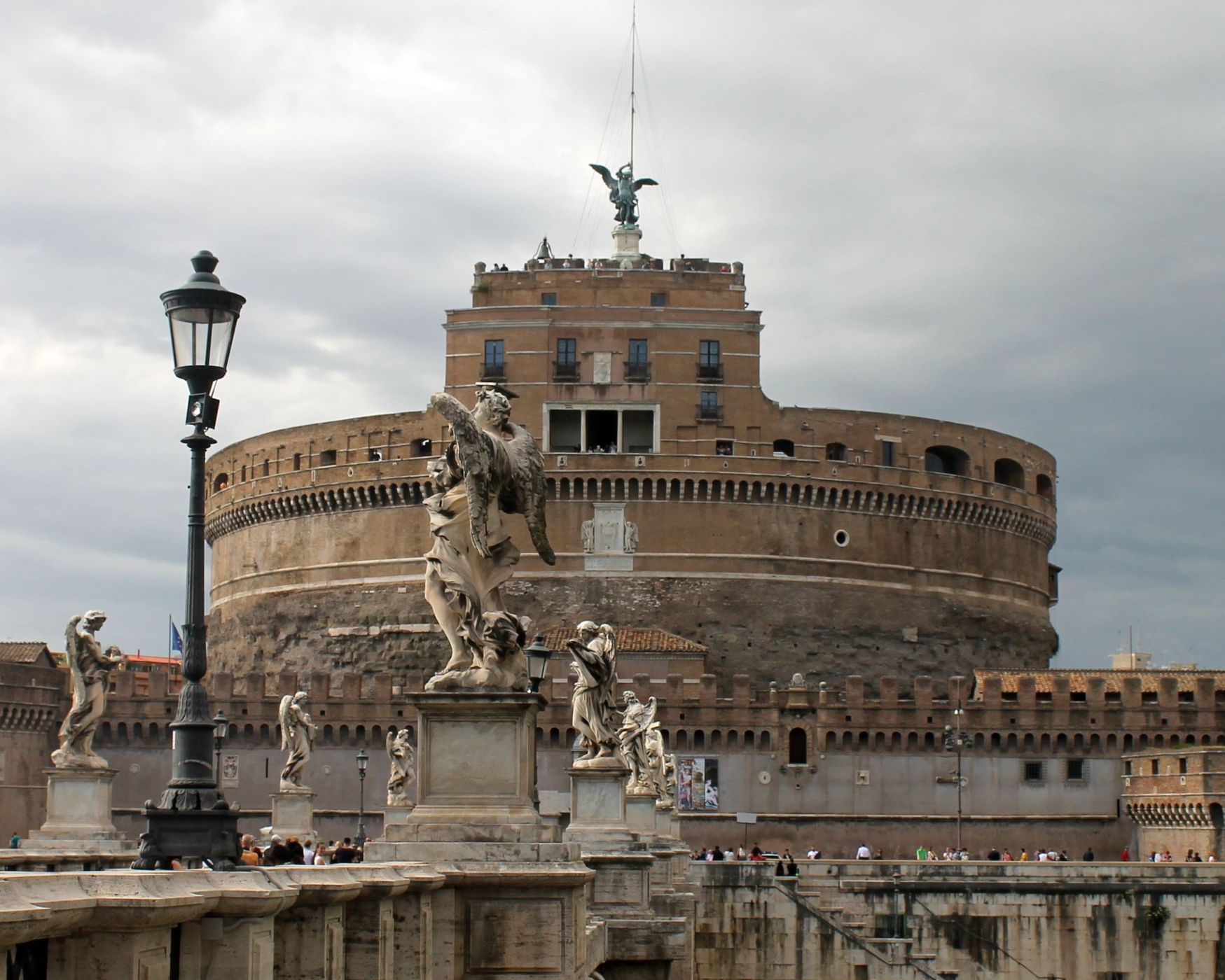 The guards, Italy