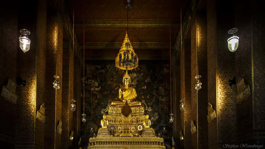 Wat Pho (Lying Buddha)
