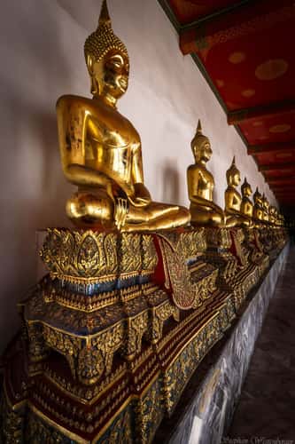 Wat Pho (Lying Buddha)