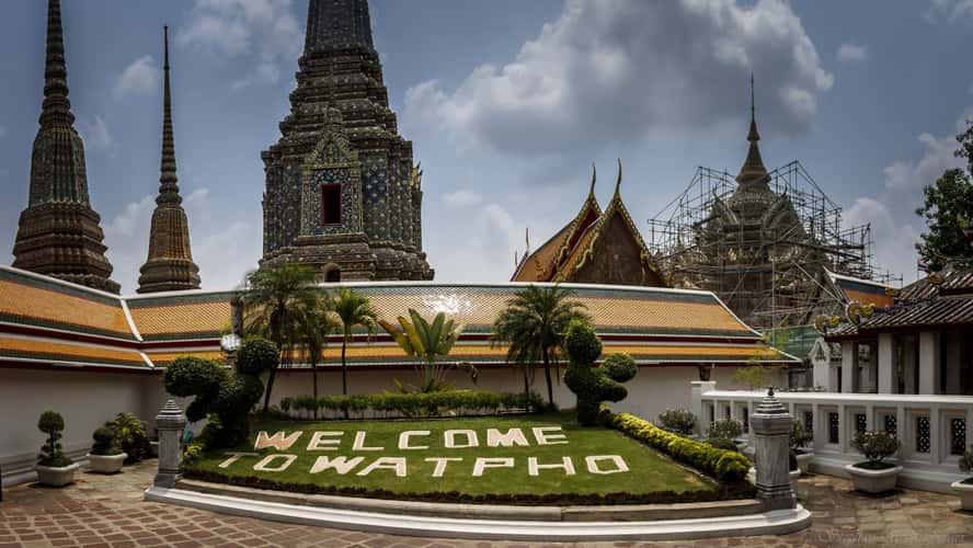 Wat Pho (Lying Buddha)