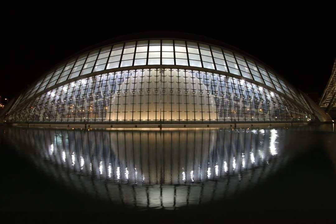 Hemisféric from the side, Valencia, Spain
