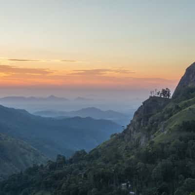 Heaven's Edge Hotel, Sri Lanka