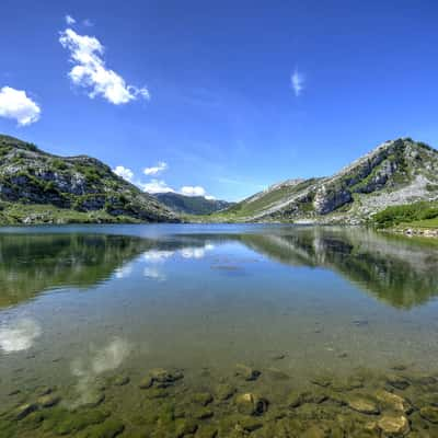 Lago de Enol, Spain