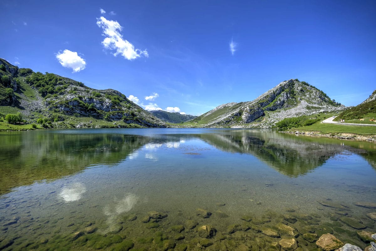 Lago de Enol, Spain