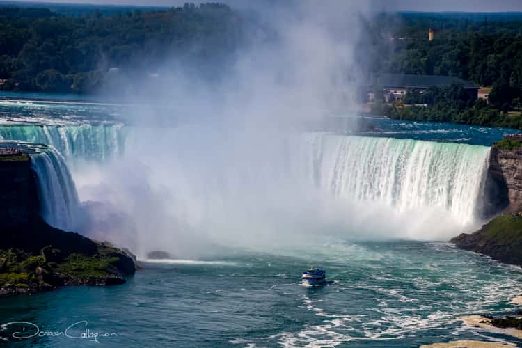 Niagara Falls with tourist boat