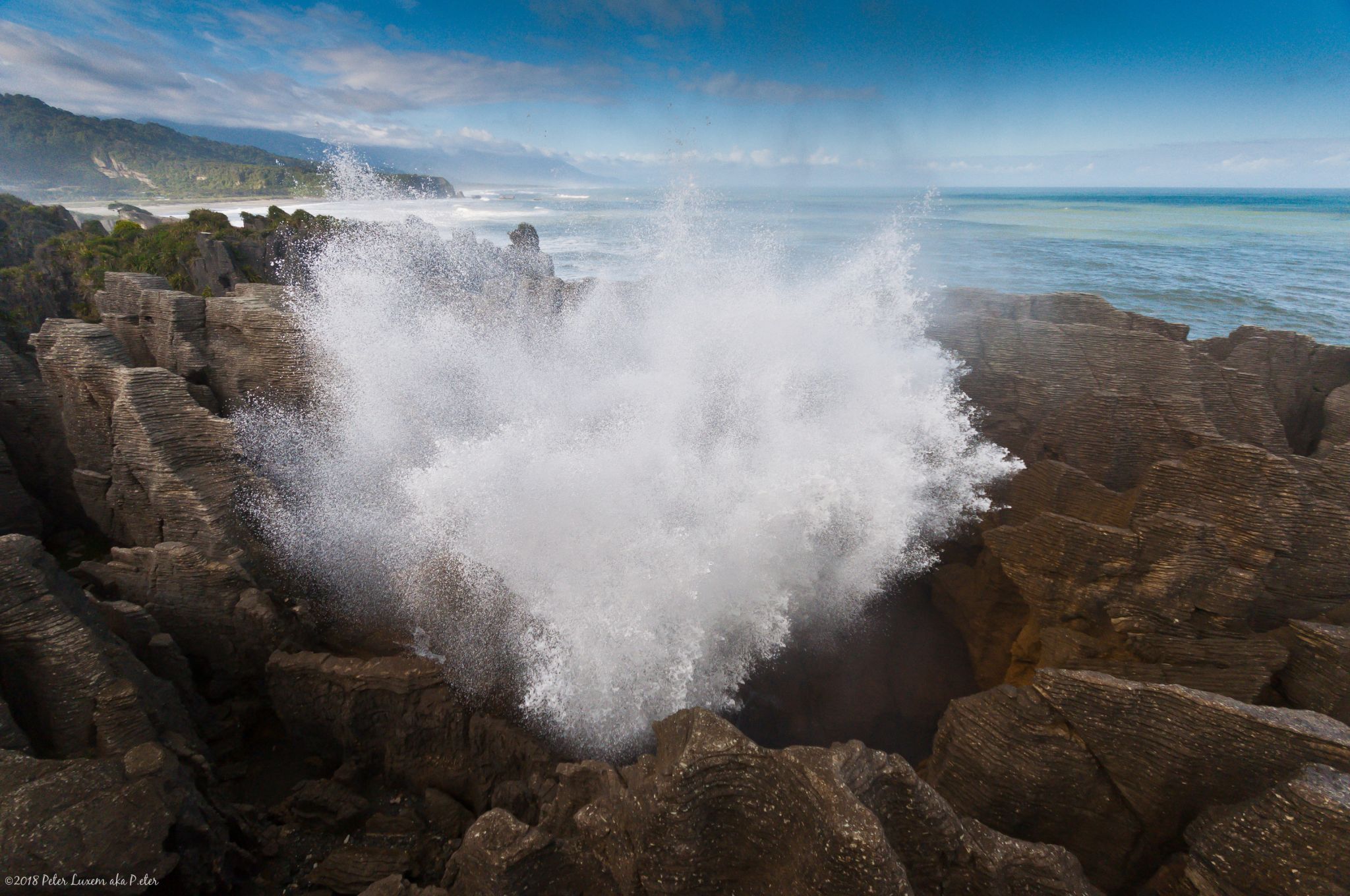 Punakaiki / Pancake Rocks blow holes, New Zealand