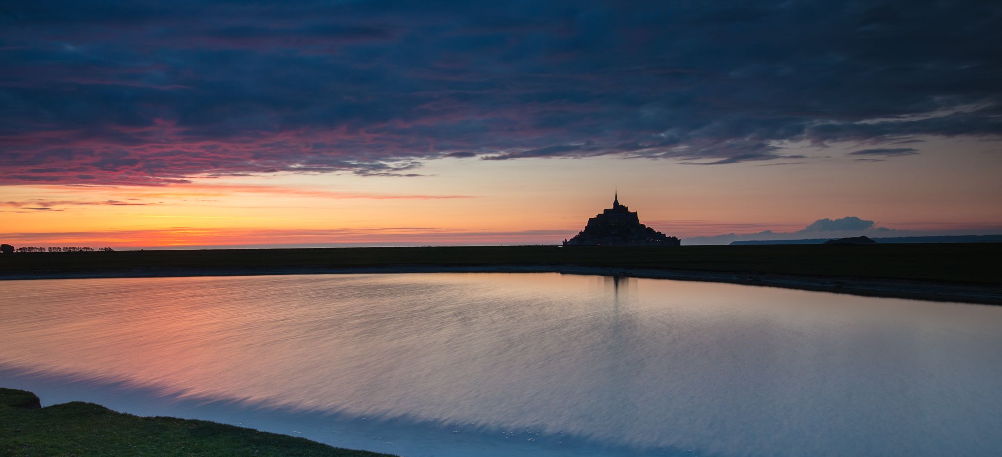 Last glimmer of light, Mont-Saint-Michel (Basse Normandie), France