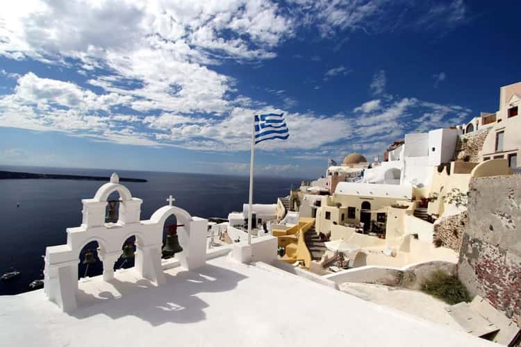 Withe chapel in IO Santorini