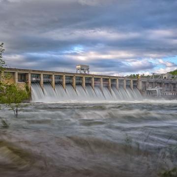 Bagnell Dam with all floodgates open, USA