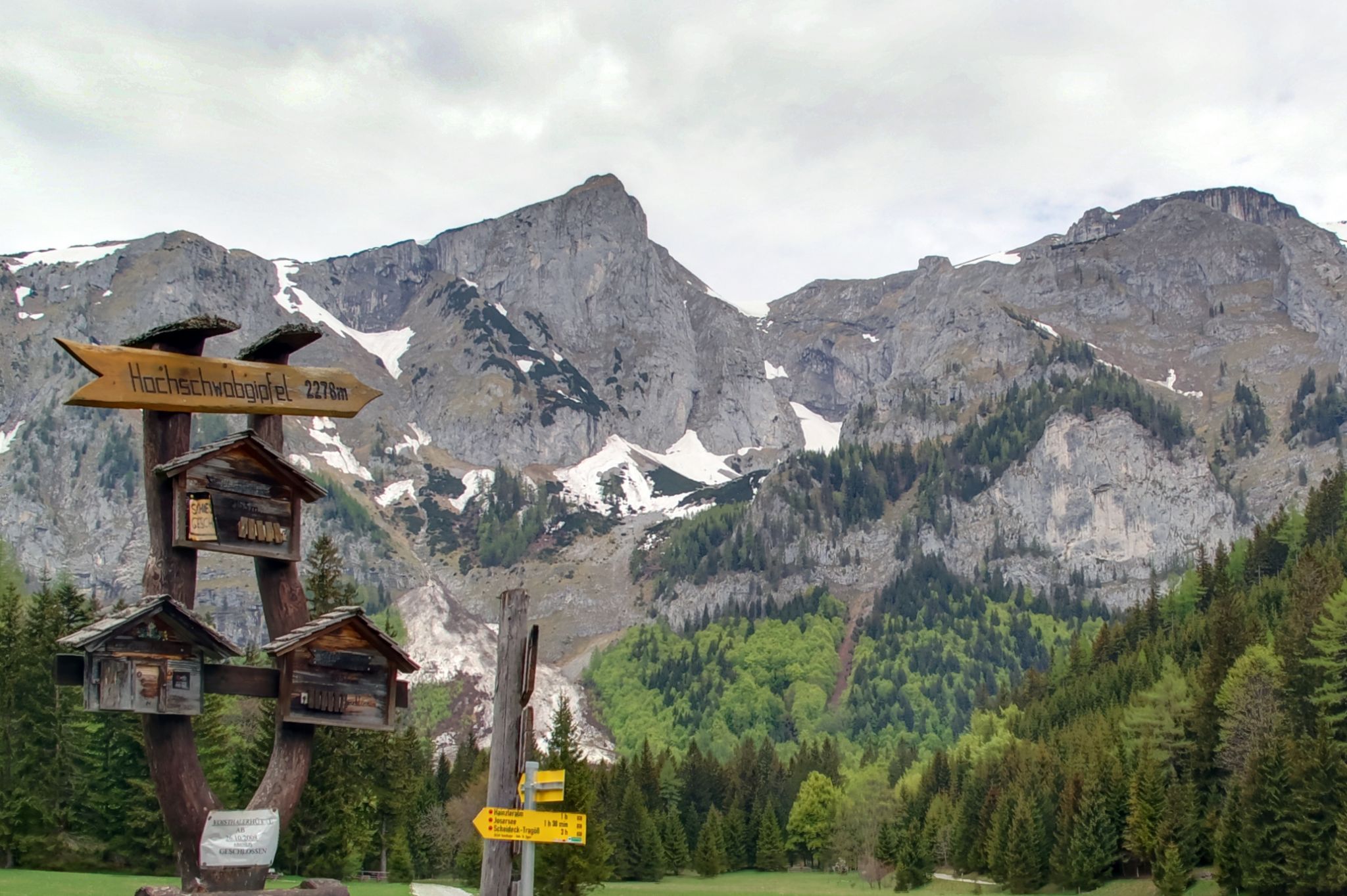 Gebirgssee im Hochschwabgebirge, Austria