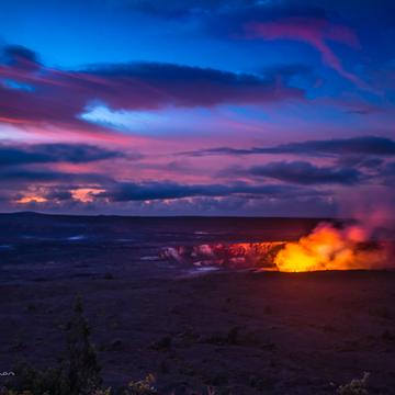 Halemaumau Crater Kilauea Calderat Sunrise Big Island Hawaii, USA