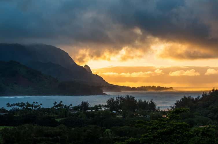 Hanalei Bay Lookout