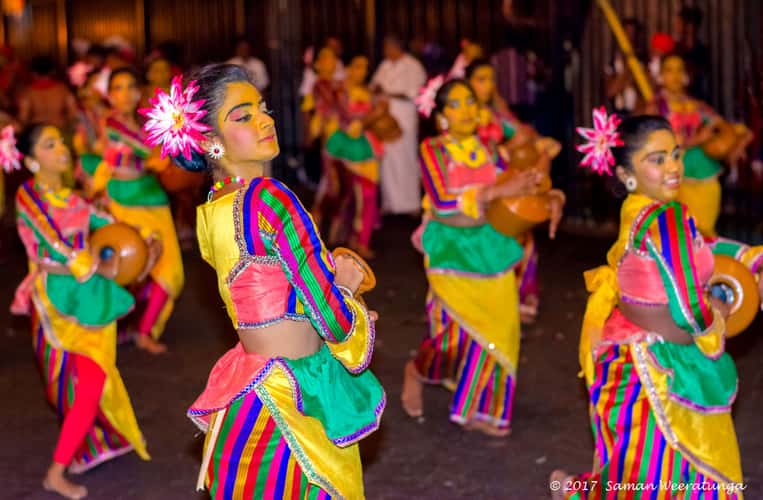 Kandy Esala Perahera