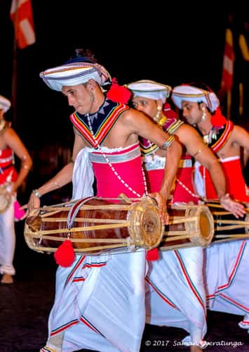 Kandy Esala Perahera