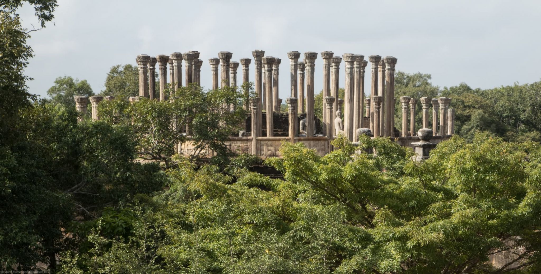 Medirigiriya Vatadage, Sri Lanka