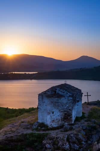 Saint Joan Letni Church,Pchelina lake