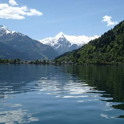 Zell am See with view to the Großglockner, Austria