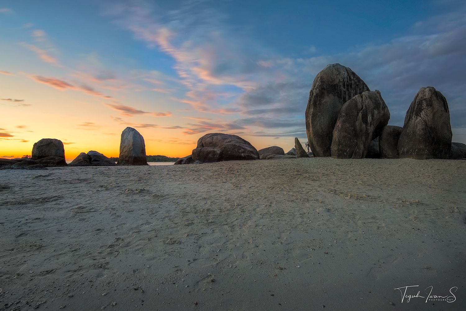 Batu Berlayar, Indonesia
